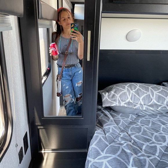 Meet your Posher, Roey - Picture 5 of 11